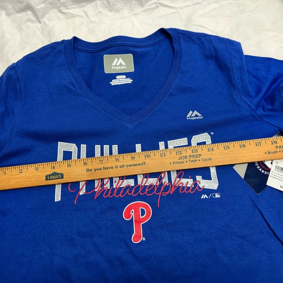 Phillies V-Neck T-shirt - Picture 9 of 11